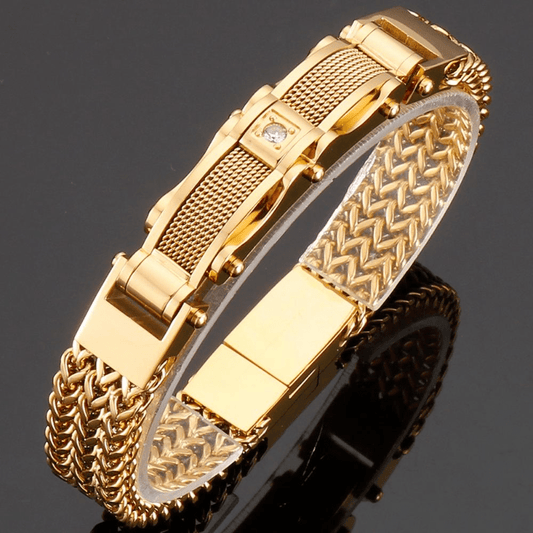 1PC Men's Delicate Bracelet, Golden Silvery Stainless Steel Chain Bracelet, Men's Faux Diamond Square Bracelet, Magnetic Buckle Fashion Jewelry Party Cool Holiday Accessories, Father's Day Gift Bee's to Find